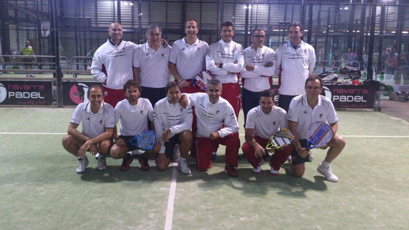 Victorias de Club Tenis Pamplona e Itaroa-Pablo Semprun Sport Center en el Campeonato Navarro Por Equipos de Clubes de Veteranos